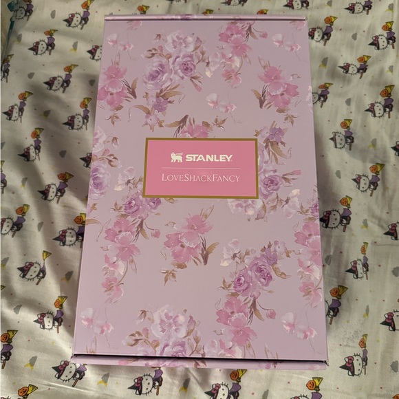 Stanley x LoveShackFancy Pink Floral Box - Picture 1 of 9